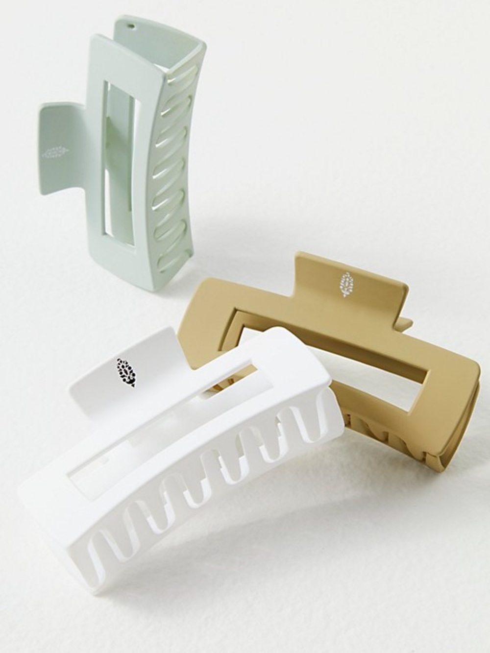 NWT- FP Movement Victory Claw